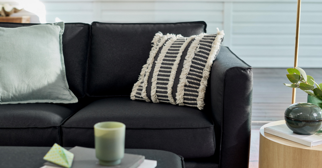 5 things to consider when purchasing a sofa online