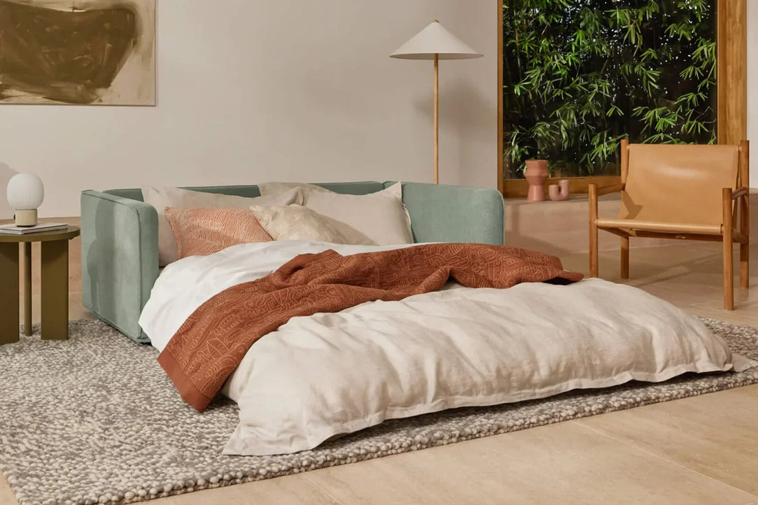 What is duvet vs comforter