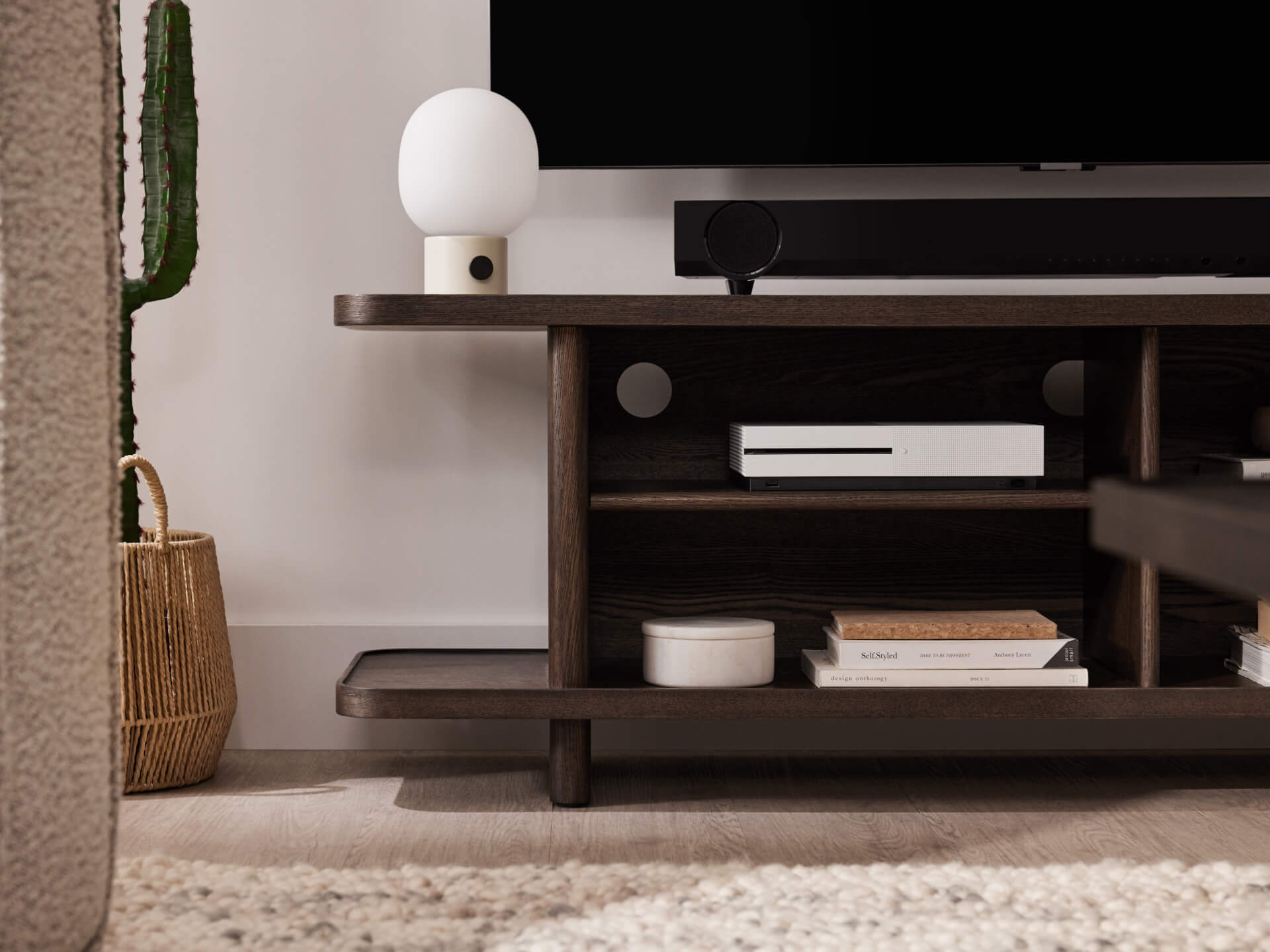 Tv hot stand