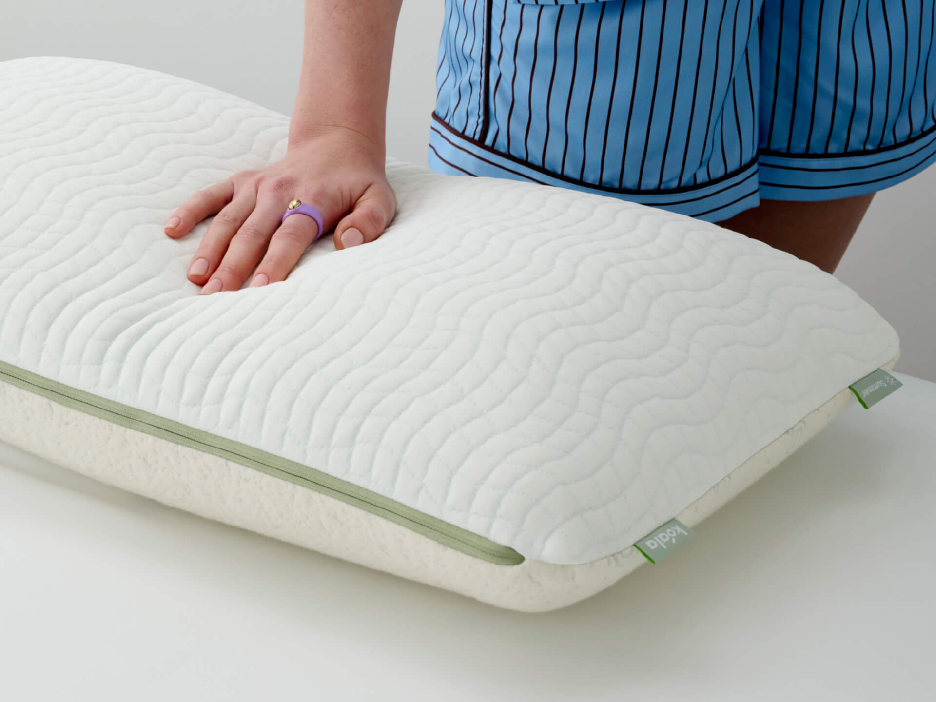 Hand Wash How To Clean Bed Pillows Without Washing How To Clean A