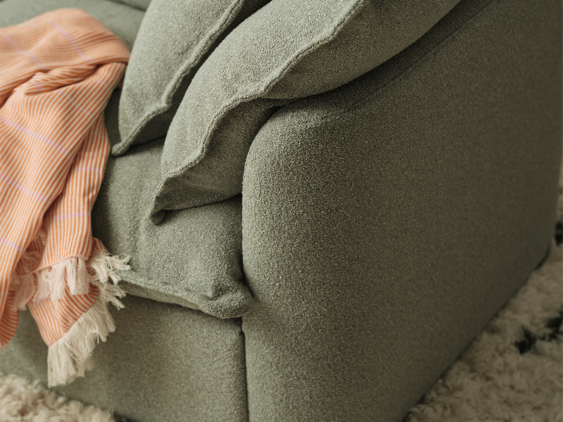 Tamarama Modular Armchair - Regular / Frosty Grass (Luxe)