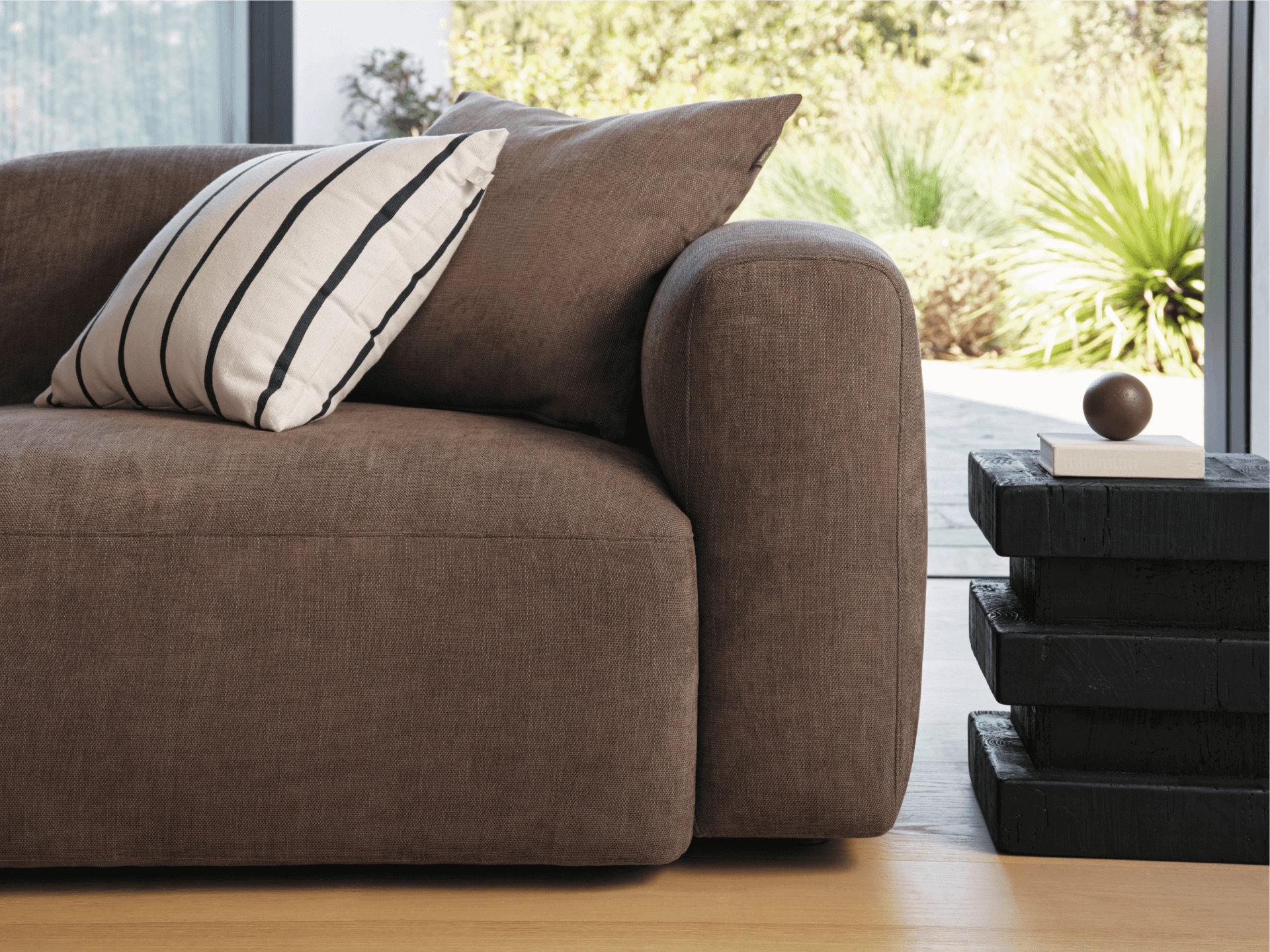 Torquay Modular Sofa - Regular / 6 Sections with Chaise / Midnight Mocha
