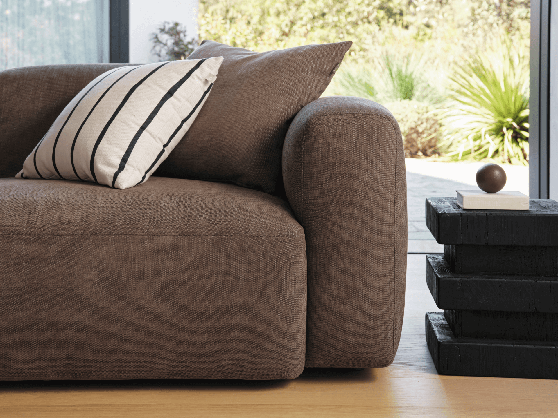 Torquay Modular Sofa - Regular / 7 Sections with Chaise / Midnight Mocha