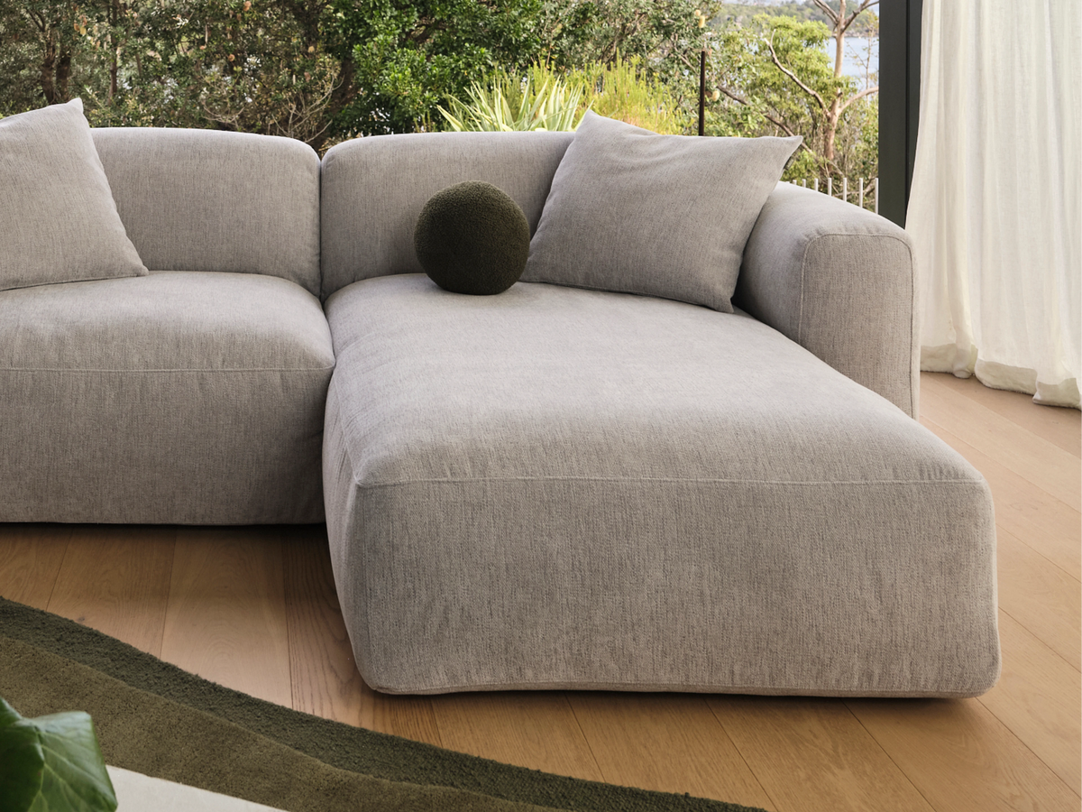 Torquay Modular Sofa - Moonlit Silver (Luxe edition) / 4 Sections / Regular