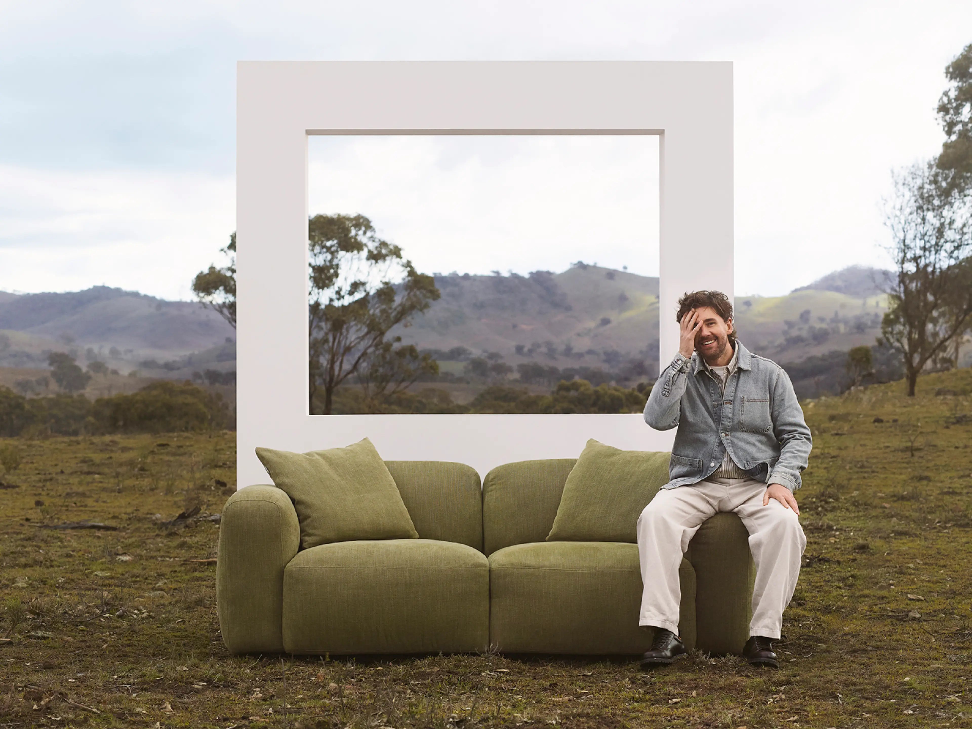 Torquay Modular Sofa - Australia 01 (Pantone) / 2 Sections / Regular